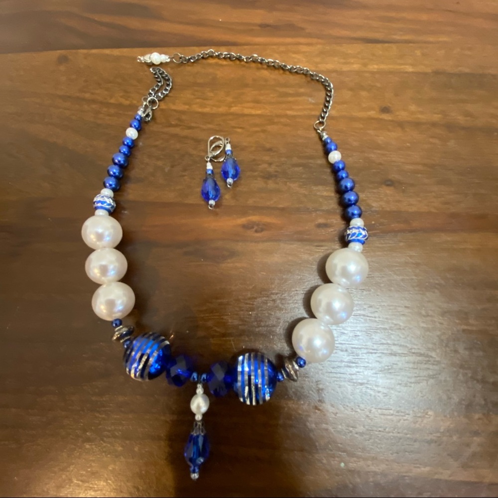 Handmade necklace and earring set.